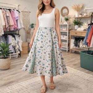 Vintage Laura Ashley Floral Midi Skirt | Cottagecore Prairie Boho | Size US 6